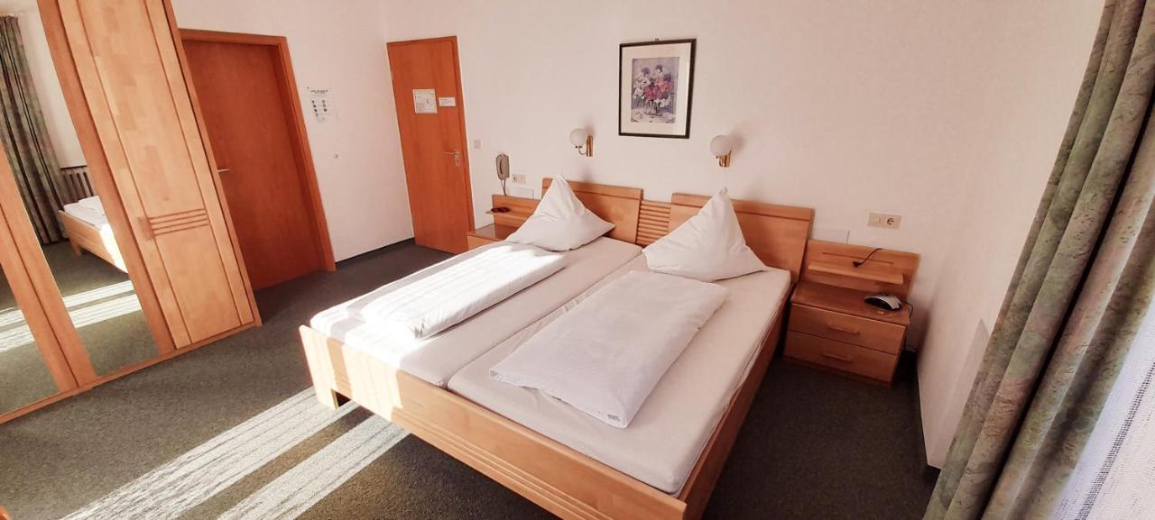 Hotel Seemueller บาดวือริสโฮเฟิน ภายนอก รูปภาพ